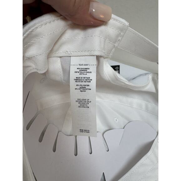 Under Armour UA Free Fit White Strapback Hats OSFM Lot of 4 NWT Logo Golf Caps - Picture 7 of 10